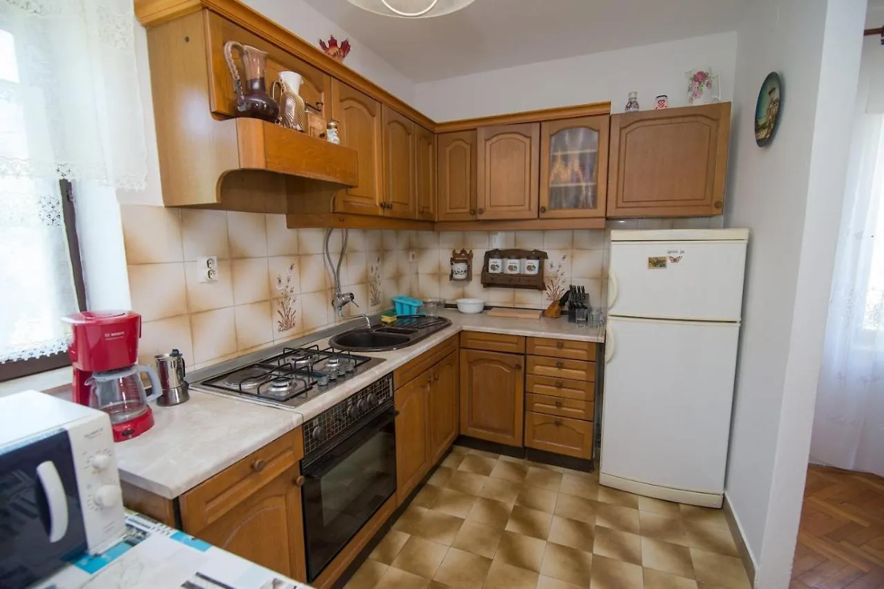 Apartments With A Parking Space Losinj, Losinj - 21195 Mali Losinj 0*,  Croatia